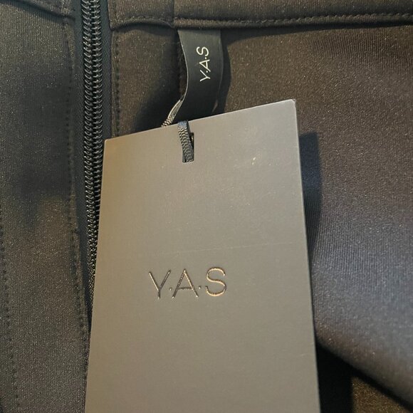 YASSWING Skirt, Fun & Flirty Fringe, Black Mini Skirt, Size 38 (6 1/2 US), NWT - Picture 5 of 10